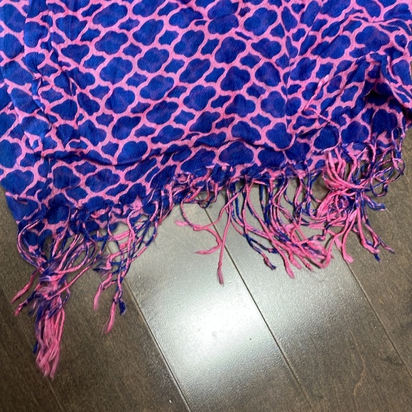 Bright Blue and Neon Pink Geometric Patterned Scarf - Picture 7 of 7